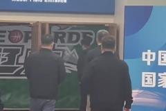 郭士強馬不停蹄觀戰遼寧廣廈G3比賽
