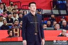 王博：總決賽剩六場(chǎng) 布朗等核心需減壓 朱俊龍問(wèn)題不大