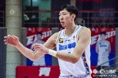 總決賽遺憾失利，麥穗豐稱(chēng)北京賽季難言失敗，周琦G6展現(xiàn)前NBA球員風(fēng)范