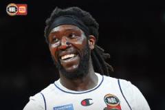 哈雷爾續約36人隊 賽季場均20.5+9.3引關注