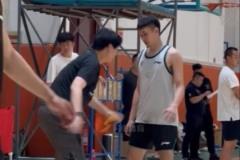 山東男籃隊內對抗賽開打 邱彪重點指導狀元謝智杰