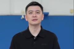 楊鳴寄語考生：合上筆蓋時要有運動員般的自信與驕傲，高考必勝