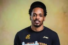 楊毅解析男籃歸化政策：中國不接受雙國籍，美國球員退籍難度高