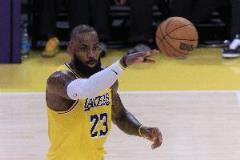 名記：富保羅的聲明讓我不太明白，湖人似乎無意交易詹姆斯