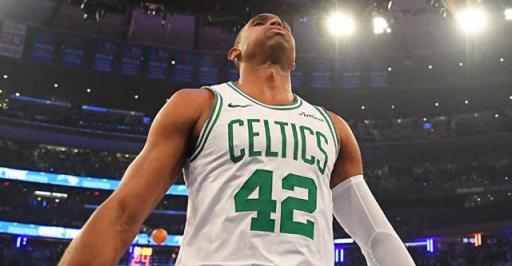 Shams：霍福德仍在考慮未來，可能加盟勇士、湖人或選擇退役