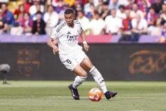 馬卡預測巴黎對陣皇馬首發(fā)：姆巴佩迎戰(zhàn)舊主，勞爾-阿森西奧取代懷森