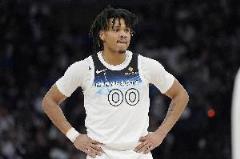 香農高效表現：14投6中砍20分并送出9次助攻2次搶斷