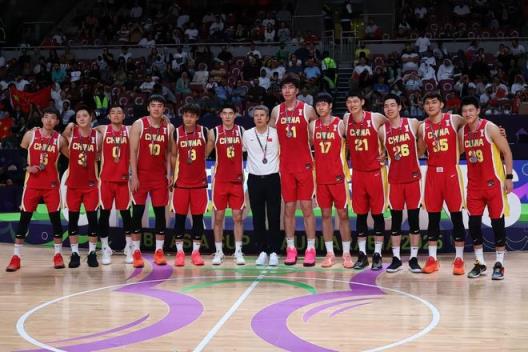 王俊杰曬社媒：無人知曉我的故事，只知我在哪一頁遇見我