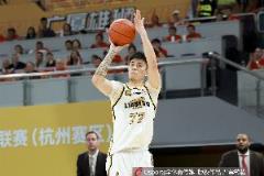 轉投上海？媒體人分析張鎮麟轉會費或高達8000萬